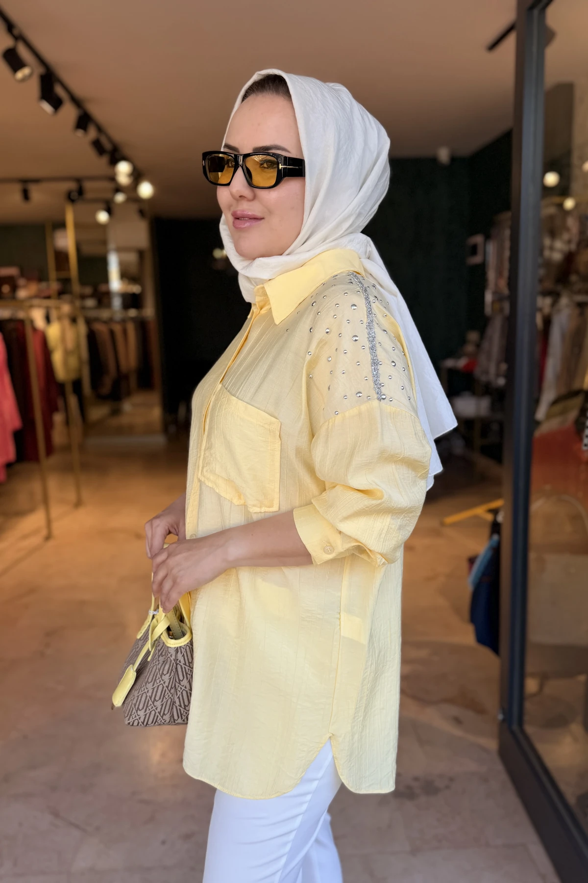 Arkası Yıldızlı Gömlek Sarı