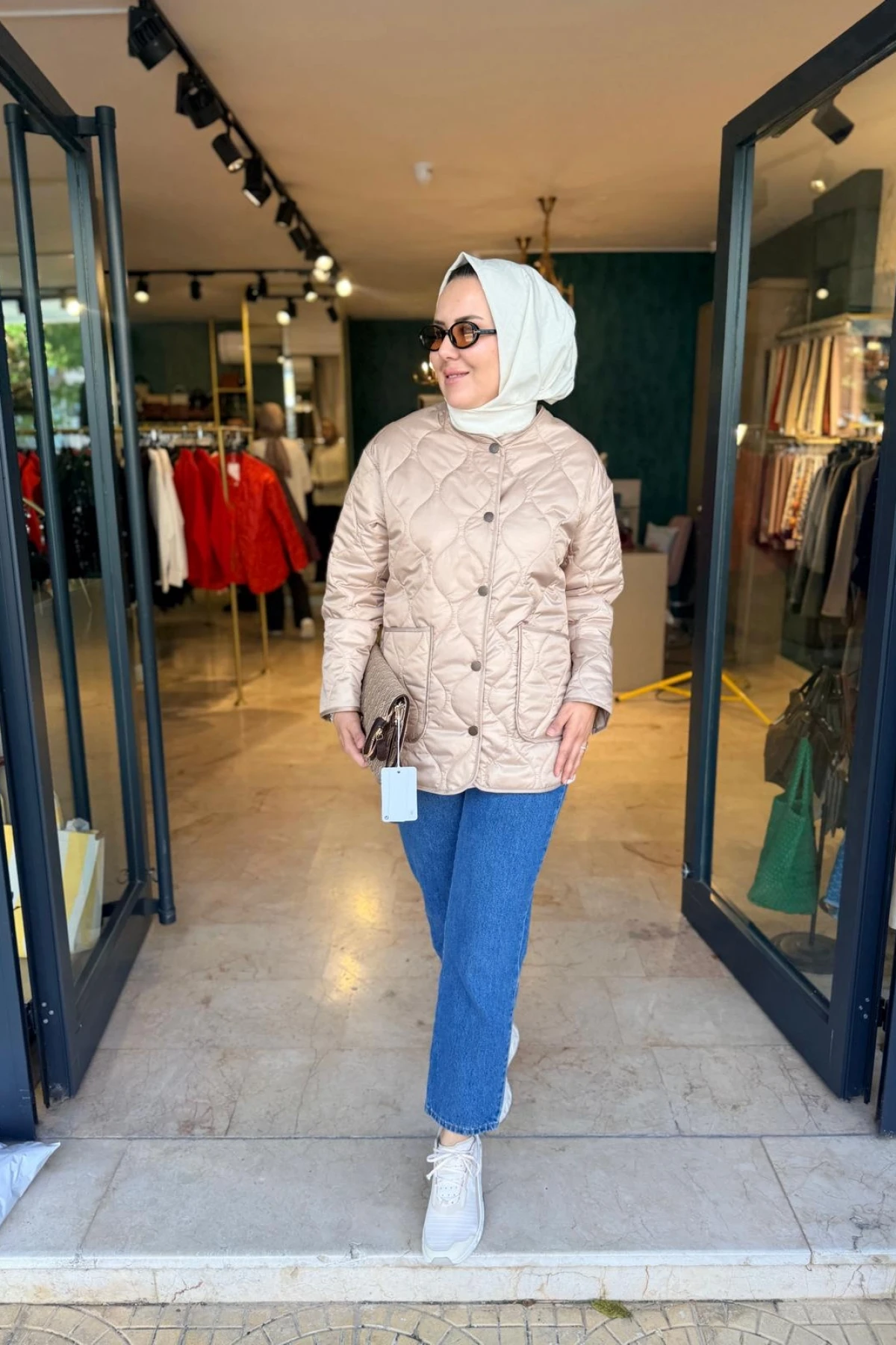 EYLÜL KAPİTONE MONT