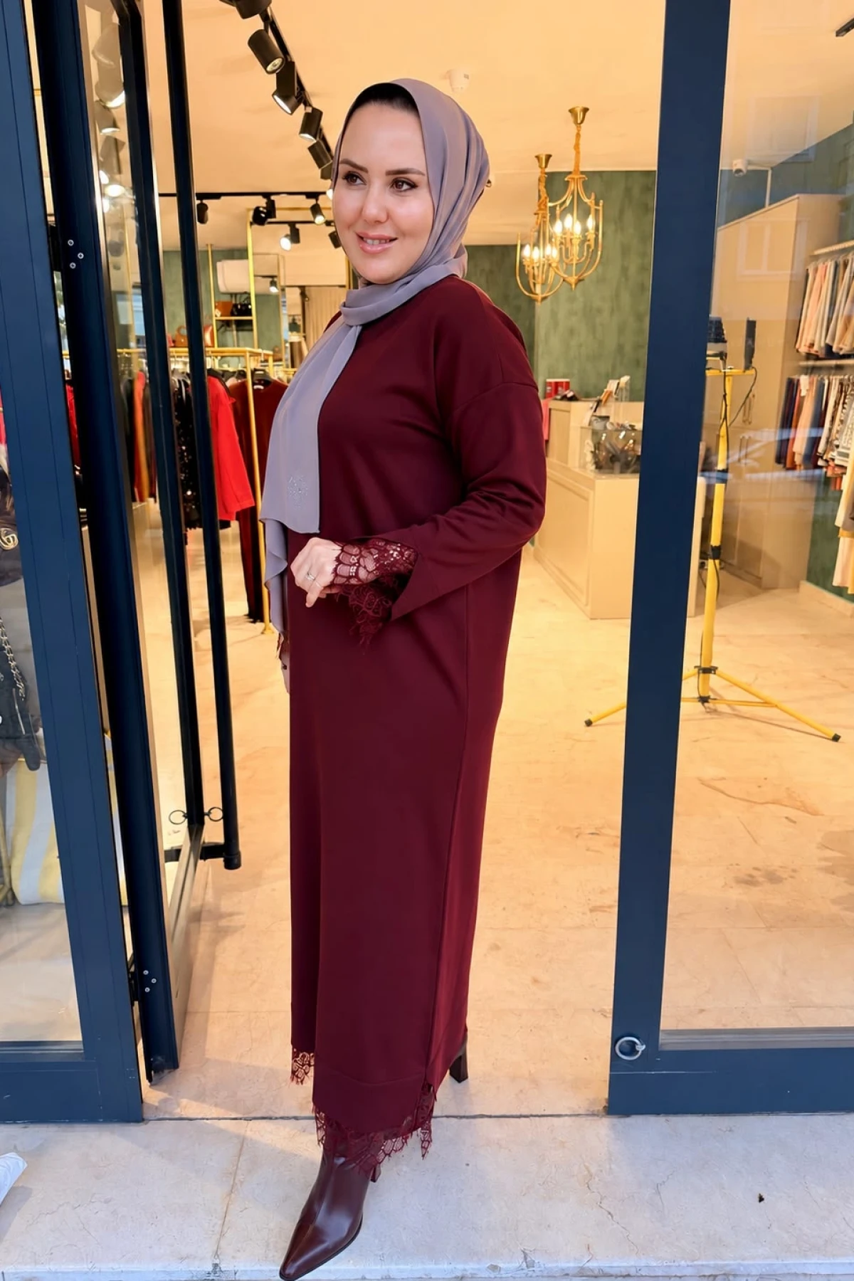 JALE DANTEL MERSERİZE ELBİSE