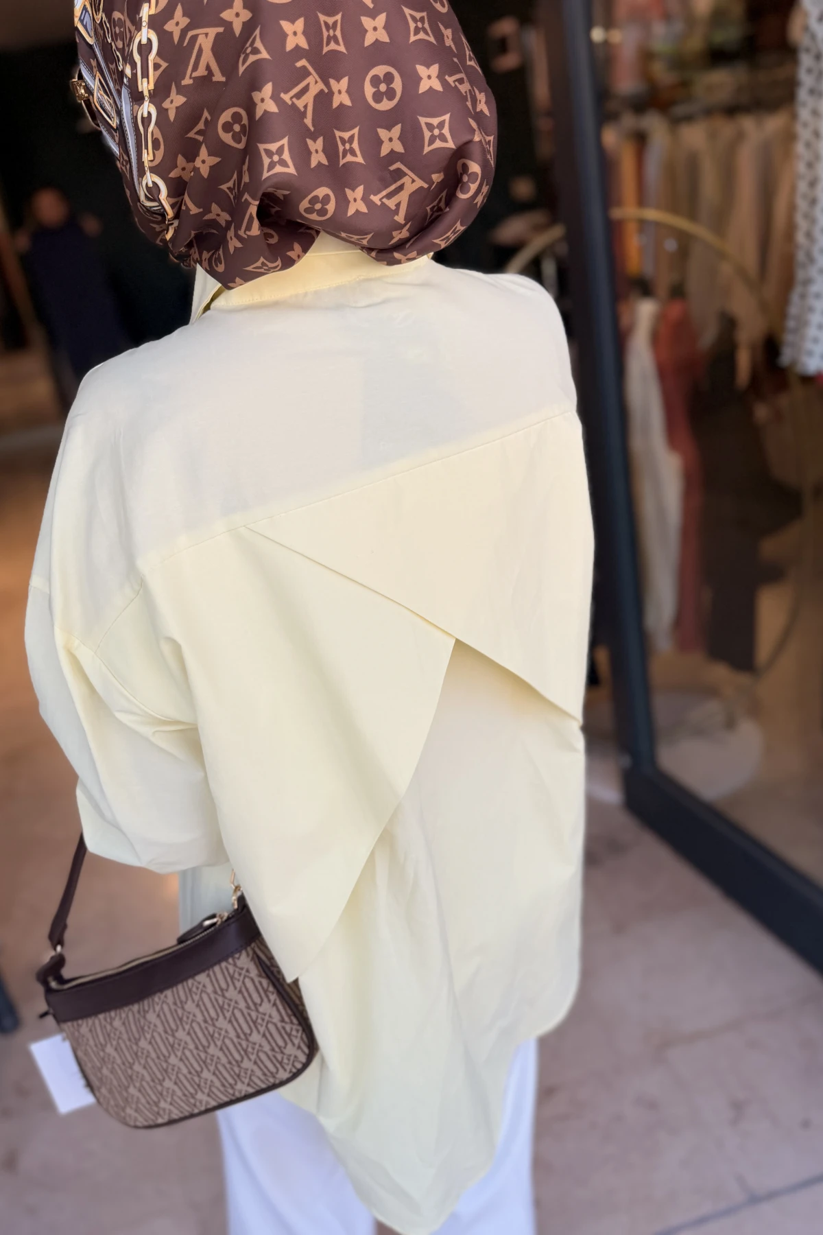 Rüzgarlık Detaylı Poplin Gömlek Sarı