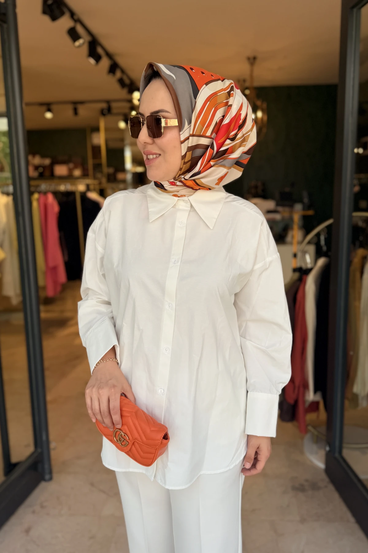 Rüzgarlık Detaylı Poplin Gömlek Beyaz