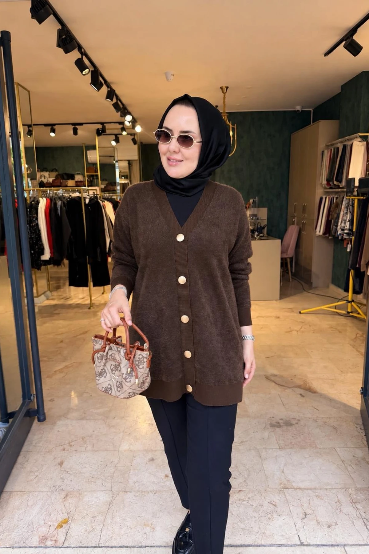 SARE ANGORA HIRKA