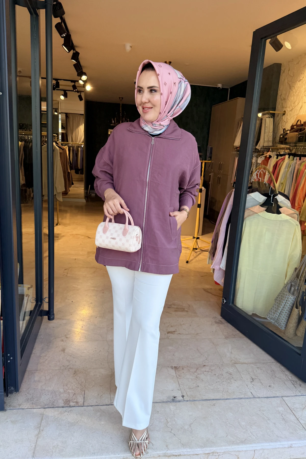 SPOR DİKİŞLİ TENSEL FERMUARLI KAP