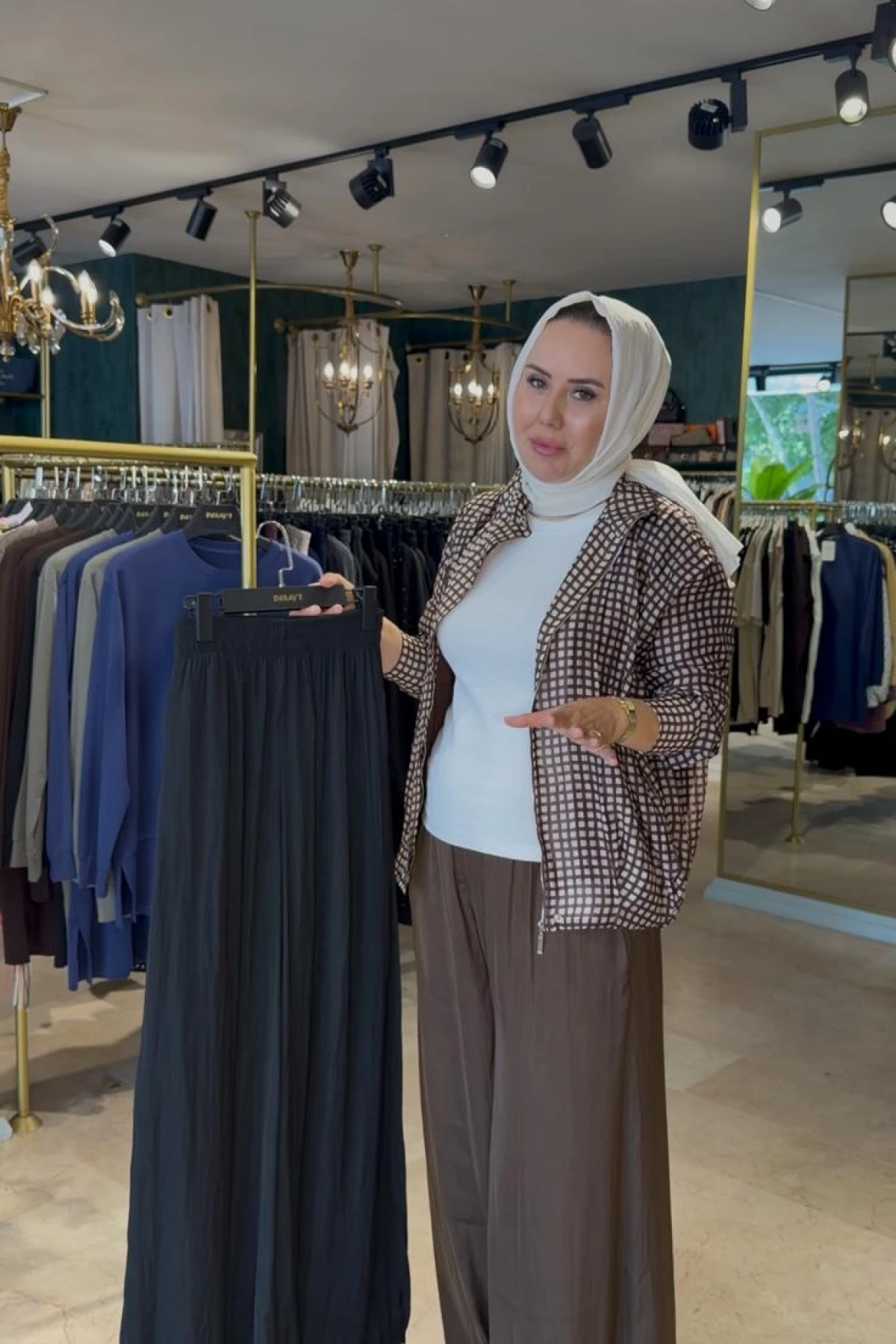 ZRA MODEL BOL PAÇA DÖKÜMLÜ PANTOLON