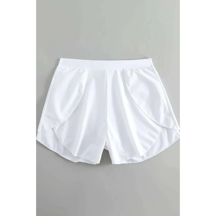 Kadın Beyaz Yırtmaçlı Etek Görünümlü Şık Deniz Şortu