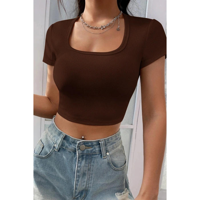 Kadın Kahverengi Yarım Kol Düz Yaka Crop Top Bluz