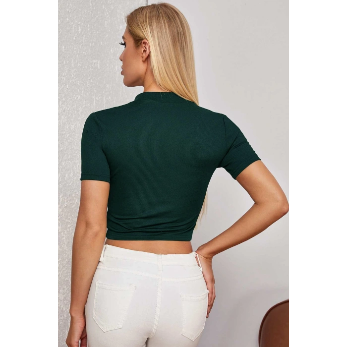 Kadın Yeşil Yarım Fermuarlı ve Kısa Kollu Crop Top Bluz