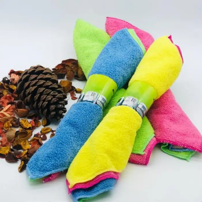 SİLVİA MİKROFİBER TEMİZLİK BEZİ 4 LÜ SLV-02