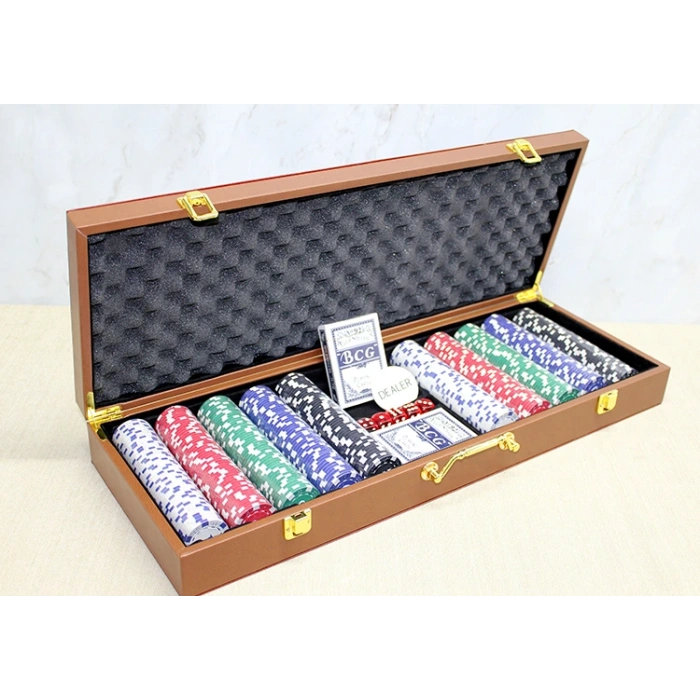 Deri Çantalı 500 Chip Ve 2 Adet İskambil Kağitına Sahip Poker Oyunu Alk4231