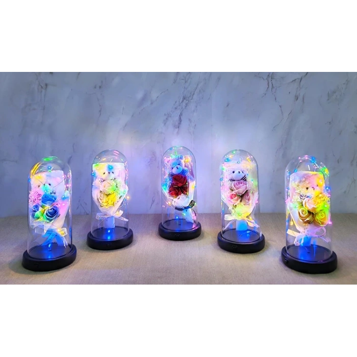 Işıklı Müzikli Fanus içinde Sevimli Ayıcıklı Gül Buketi  Alk5002