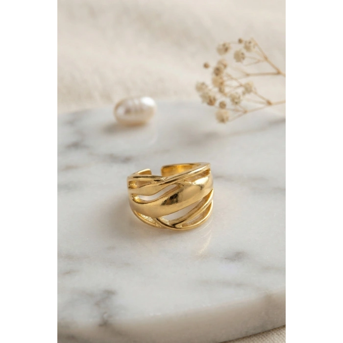 Örgü Formlu Geniş Tasarım Gold Renk Yüzük TJ-BYK4227