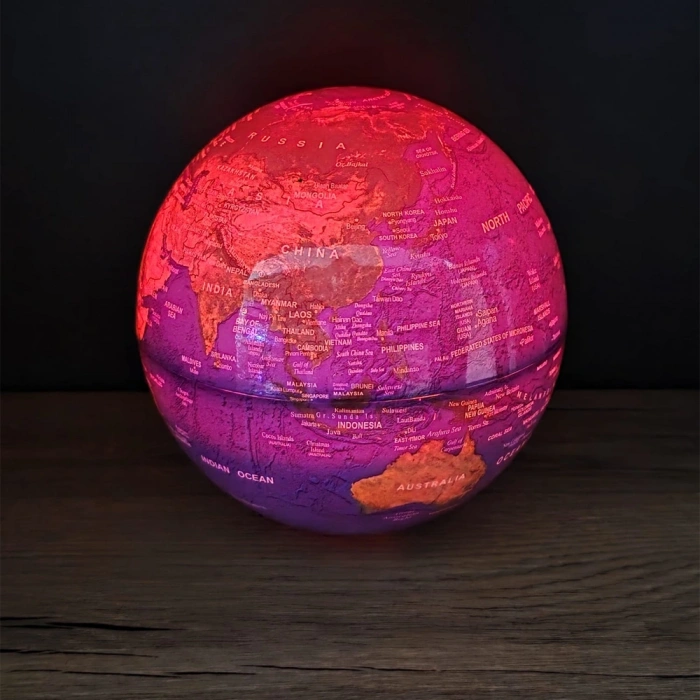 Pilli Işıklı Dönen Dünya Küresi