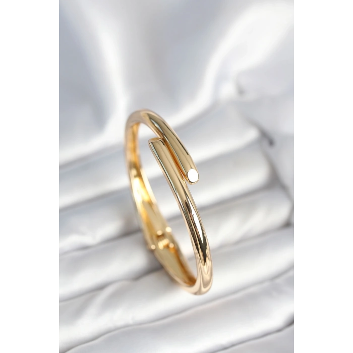 Pirinç Gold Renk Kadın Kelepçe Bileklik - TJ-BB7975