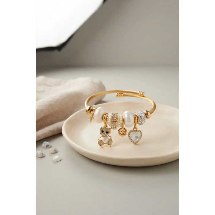Tedy Bear Model Gold Renk Beyaz Charmlı Bileklik TJ-BB8661
