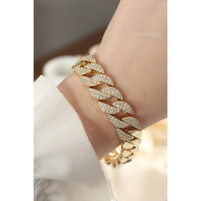 Vip Seri Pirinç Ortası Zirkon Taşlı Gold Renk Gurmet Bileklik - TJ-BB6048