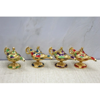 Mineli Metal Alaaddin Lambası Model 1