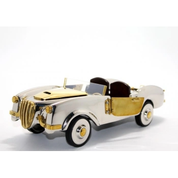 Pirinç Eski Model Araba