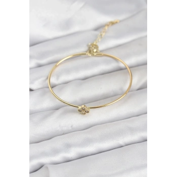 Zirkon Taşlı Yonca Model Gold Renk Kadın Bileklik TJ-BB8235