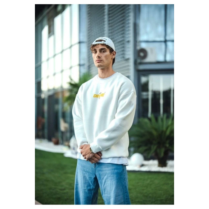 Kışlık Bisiklet Yaka Baskılı SweatShirt - Beyaz