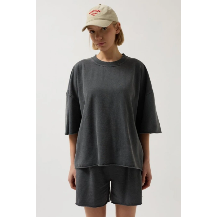 Oversize Lazer Kesim Bisiklet Yaka T-Shirt