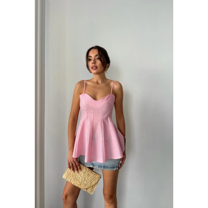 ÇİZGİLİ GOFRE ASKILI PENS DETAYLI BLUZ - Pembe