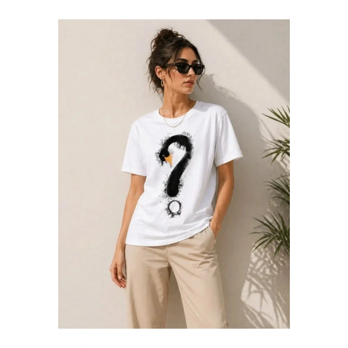 Kuğu Figürlü Soru İşareti Baskılı Tişört Kısa Kol T-Shirt - Beyaz