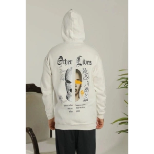 Oversize Üç İplik Şardonlu Kapüşonlu Sweatshirt – Beyaz “Other Lives” Ön Ve Arka Baskılı, Kanguru Ce