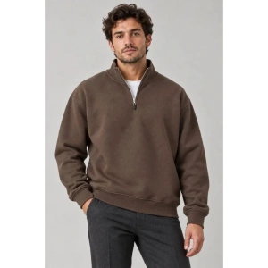 Erkek Üç İplik İçi Şardonlu Dik Yaka Yarım Fermuarlı Kışlık Sweatshirt - Kahverengi