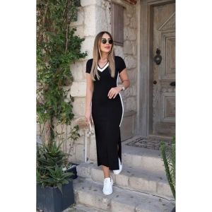 Kadın Kısa Kollu V Yakalı Yandan şerit Ve Yırtmaçlı Viskon Uzun Elbise