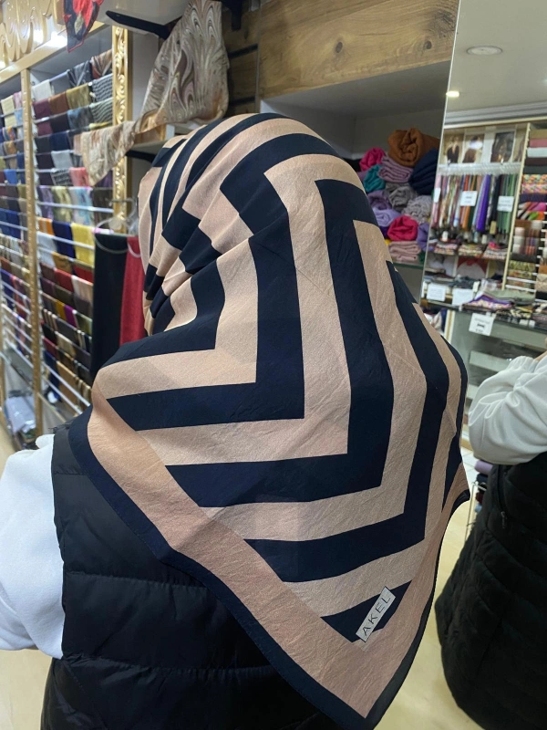 AKEL DESENLİ VİSCON PAMUK EŞARP 9611-09