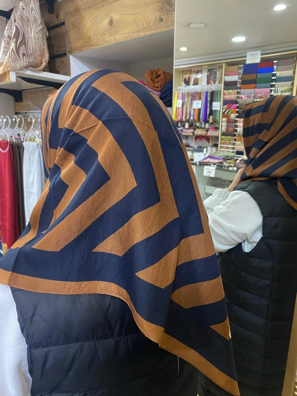 AKEL DESENLİ VİSCON PAMUK EŞARP 9611-14