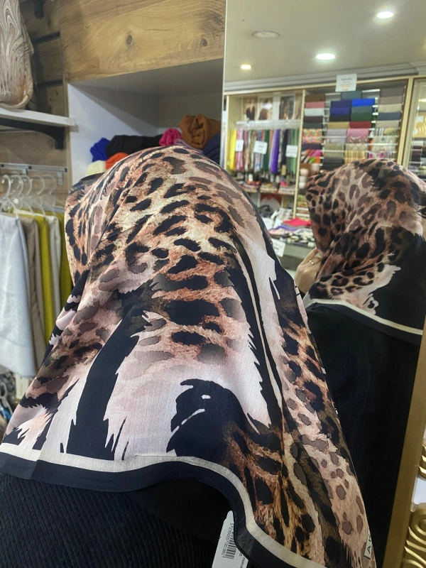 AKEL DESENLİ VİSCON PAMUK EŞARP 9614-05