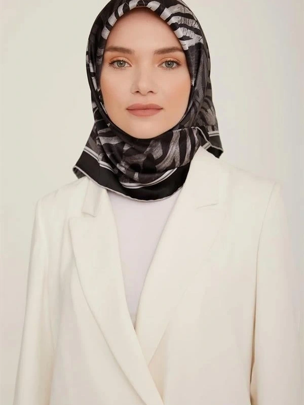 ARMİNE NOSTALJİ SURA İPEK EŞARP 22KA8837D03-02