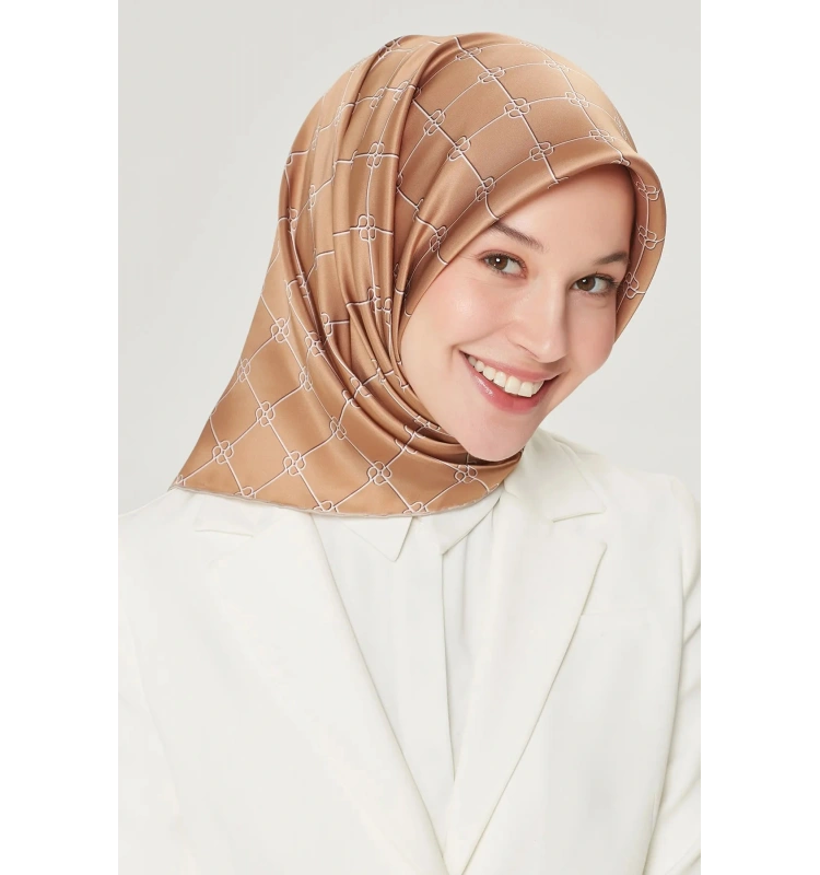 ARMİNE NOSTALJİ SURA İPEK EŞARP 21YA8555D03-04