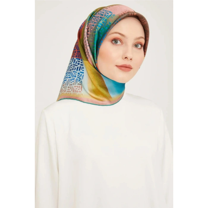 ARMİNE NOSTALJİ SURA İPEK EŞARP 23KA9044D03-06