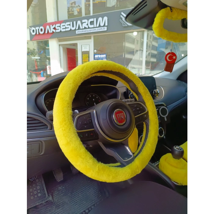 Yumuşak Tüylü Peluş Direksiyon Kılıfı Sarı