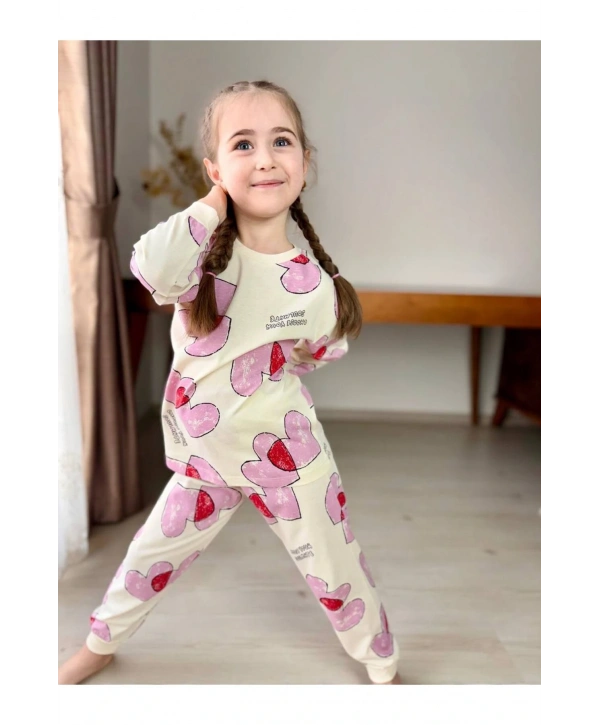 Kalp Baskı Detaylı %100 Pamuklu Mevsimlik Kız Çocuk Pijama Takımı Koçak Kids