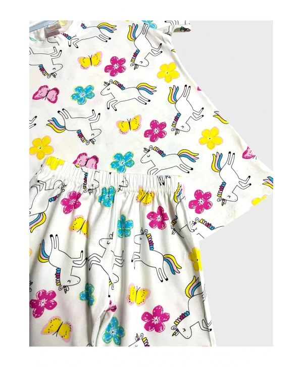 Kız Çocuk %100 Pamuklu Beyaz Unıcorn Kelebek Desenli Kısa Kollu Şortlu Yazlık Pijama Takımı