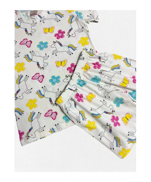 Kız Çocuk %100 Pamuklu Beyaz Unicorn Çiçek Kelebek Desen Kısa Kollu Şortlu Pijama Takımı