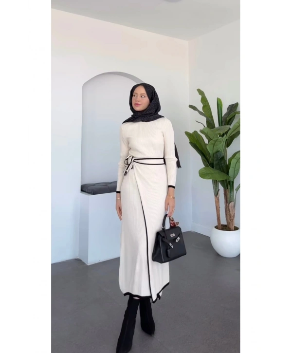 Bağlamalı Triko Elbise