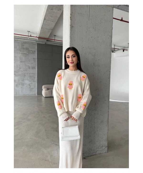 Kadın Triko Yarım Boğazlı Kazak Ve Elbise Süzine Labubu desen Nakışlı 2Parça Takım