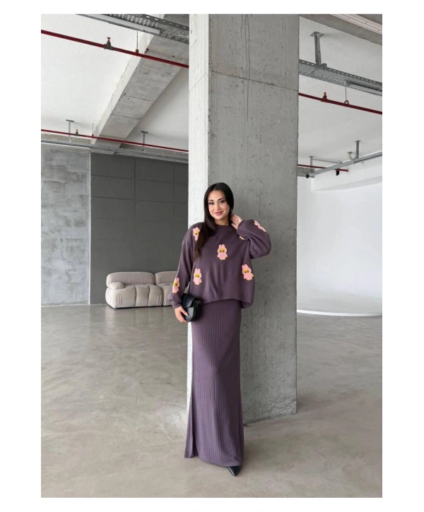 Kadın Triko Yarım Boğazlı Kazak Ve Elbise Süzine Labubu desen Nakışlı 2Parça Takım