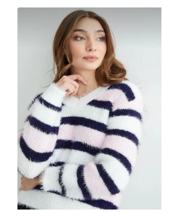 Kadın Sakallı Triko V Yaka Kazak (Yumuşak Tuşe) standart Beden