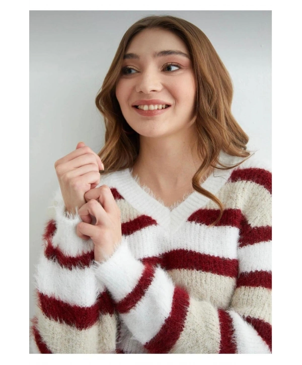 Kadın Sakallı Triko V Yaka Kazak (Yumuşak Tuşe) standart Beden