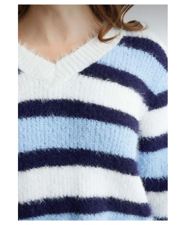 Kadın Sakallı Triko V Yaka Kazak (Yumuşak Tuşe) standart Beden