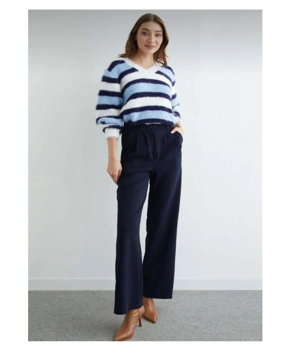 Kadın Sakallı Triko V Yaka Kazak (Yumuşak Tuşe) standart Beden