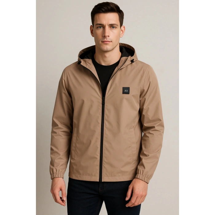 Kapüşonlu Fermuarlı Bej Renk Yağmurluk