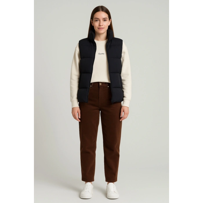 Yelek, Tişört ve Kot Kombinli Üçlü Takım