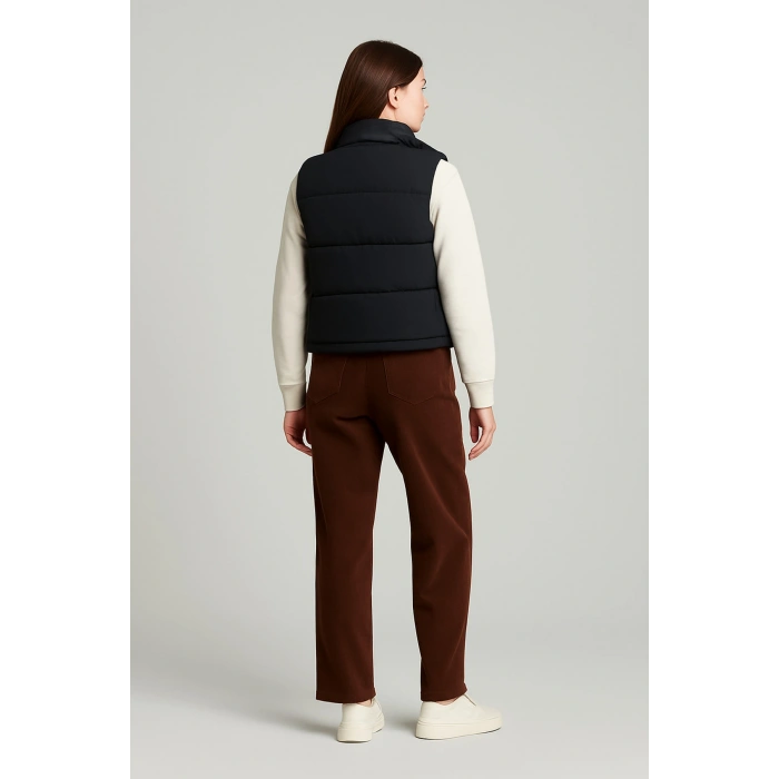 Yelek, Tişört ve Kot Kombinli Üçlü Takım