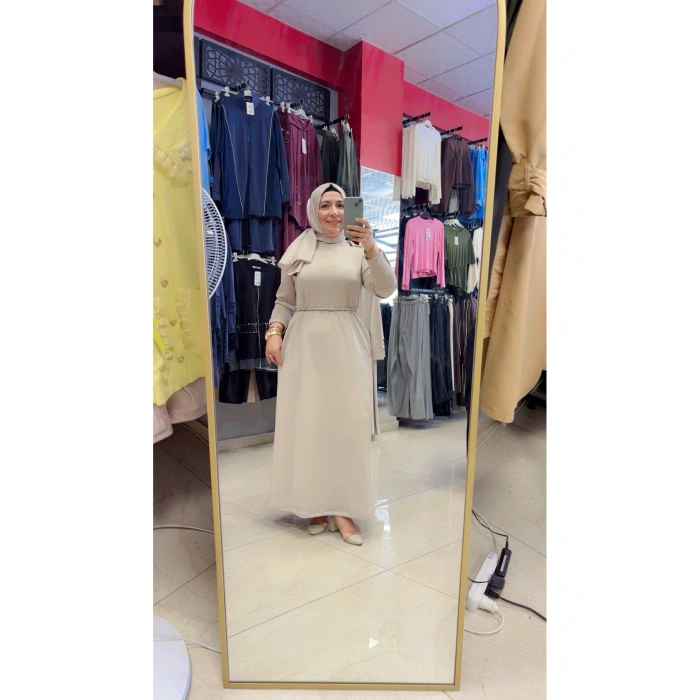 Omuz ve Kol Düğme Detaylı Boydan Elbise